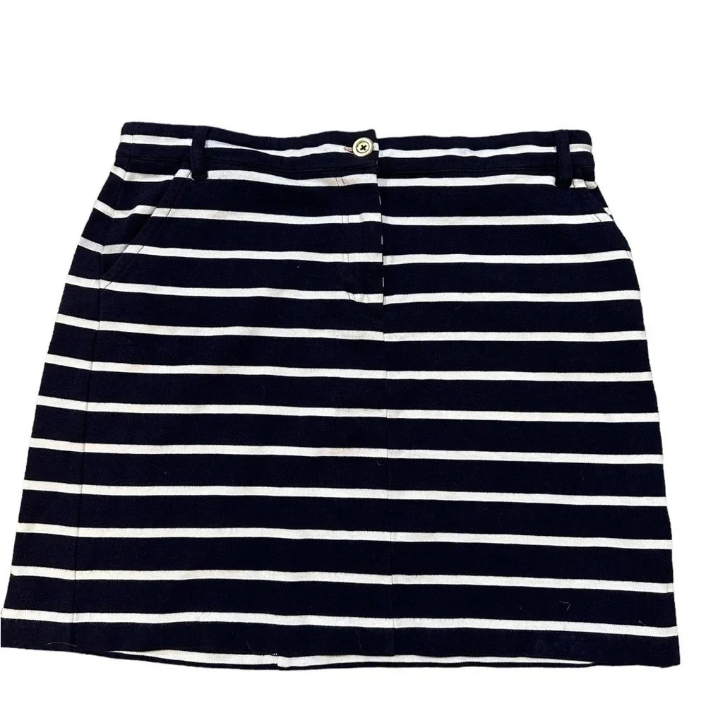 Boden women’s mini skirt. Navy with white stripes. Size 8R